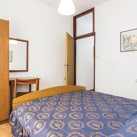 Apartment Mugeba 11 Poreč
